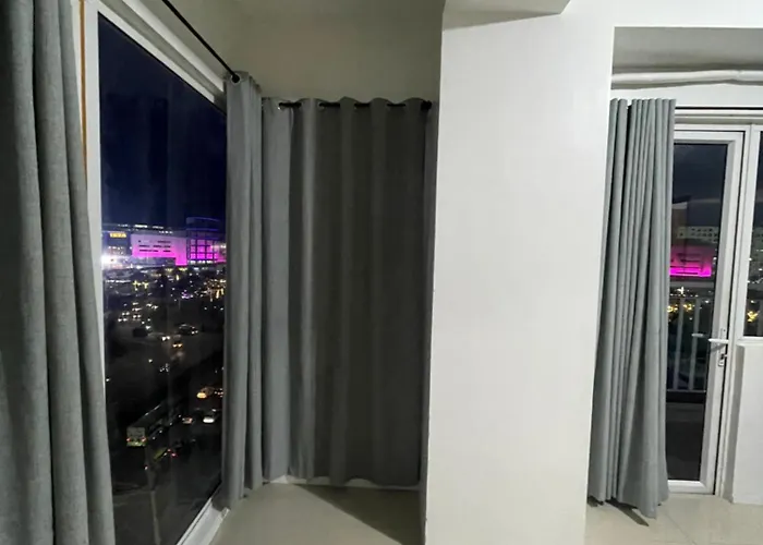 Moa View With Big Balcony 558 Manila